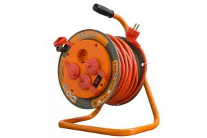 Удлинитель силовой на катушке GLANZEN 4 гн. КГ 3х1,5  арт. ЕВ-30-009